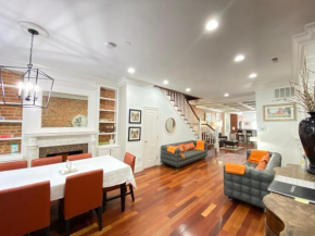 Two Bedroom Classy Metro Home